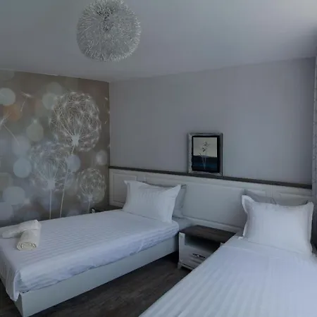 דירה Flat In Nesebar. Two Minutes Away From The Beach.